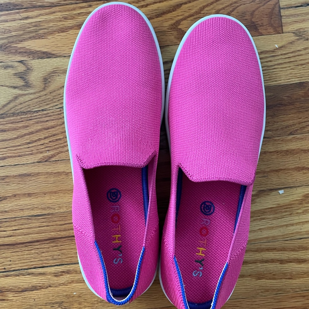 EUC Womens size 12.5 Rothy’s bubblegum sneakers
